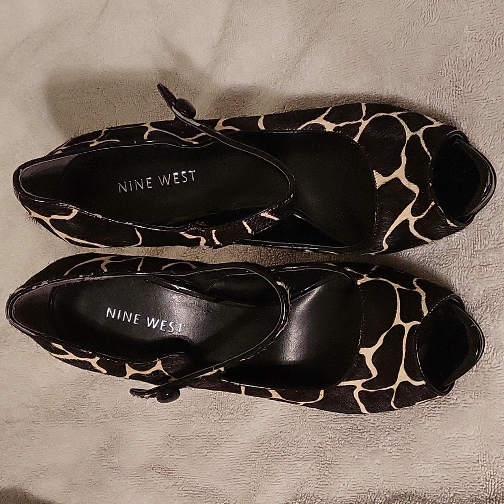 Nine west peeptoe heels